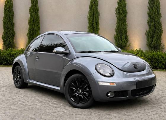 VOLKSWAGEN NEW BEETLE 2.0 MI 8V GASOLINA 2P AUTOMÁTICO